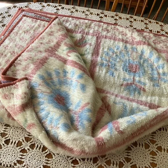Vintage Biederlack Reversible Blanket Throw Cottage Vibe Pinks & Blues Florals - Picture 4 of 11